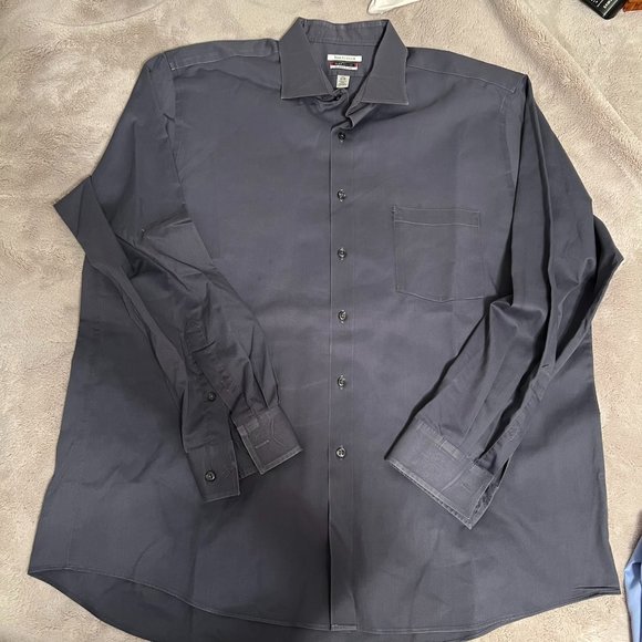 VanHeusen Long Sleeve Button Up Grey Men - Picture 2 of 3